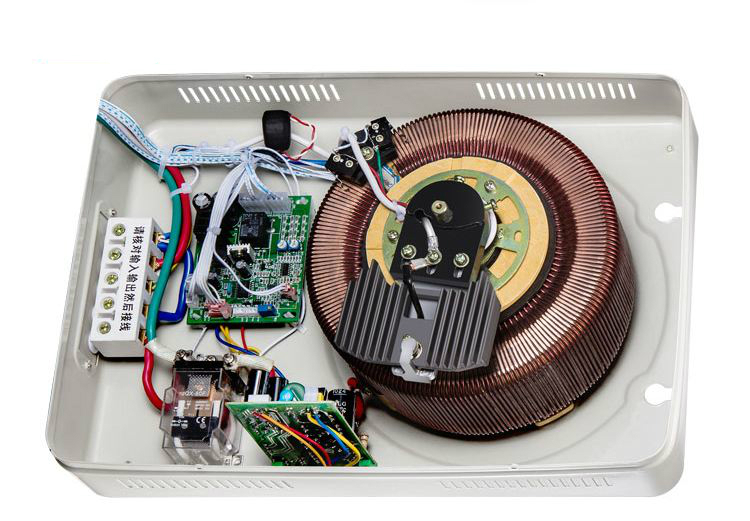 家用電壓穩壓器